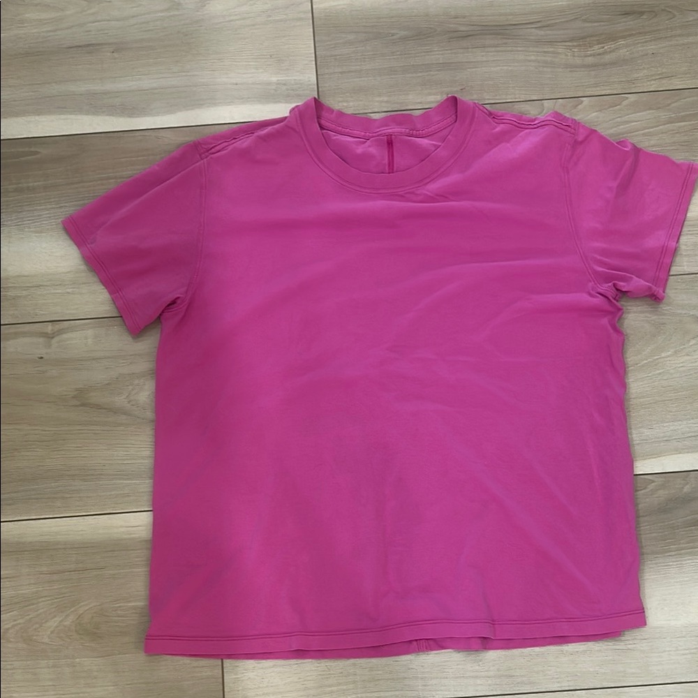 Lululemon Athletica Pink Short Sleeve Tee Casual Comfort